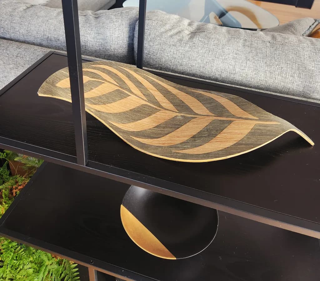 Undulating Leaf Bowl