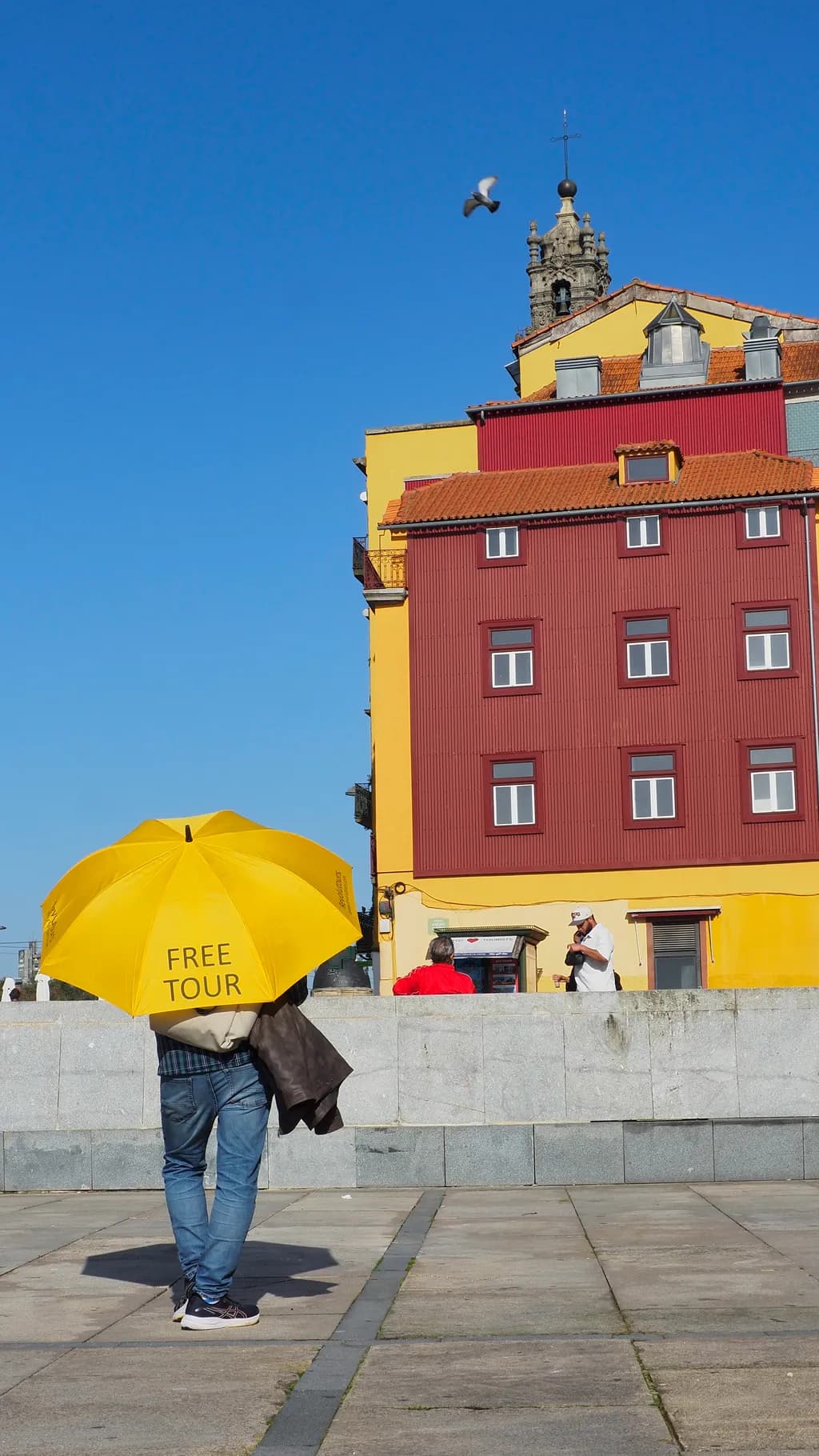Free Tour Umbrella