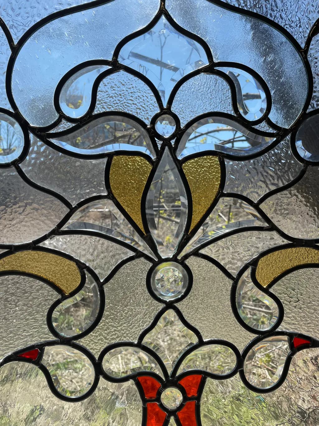 Regal Fleur-De-Lis