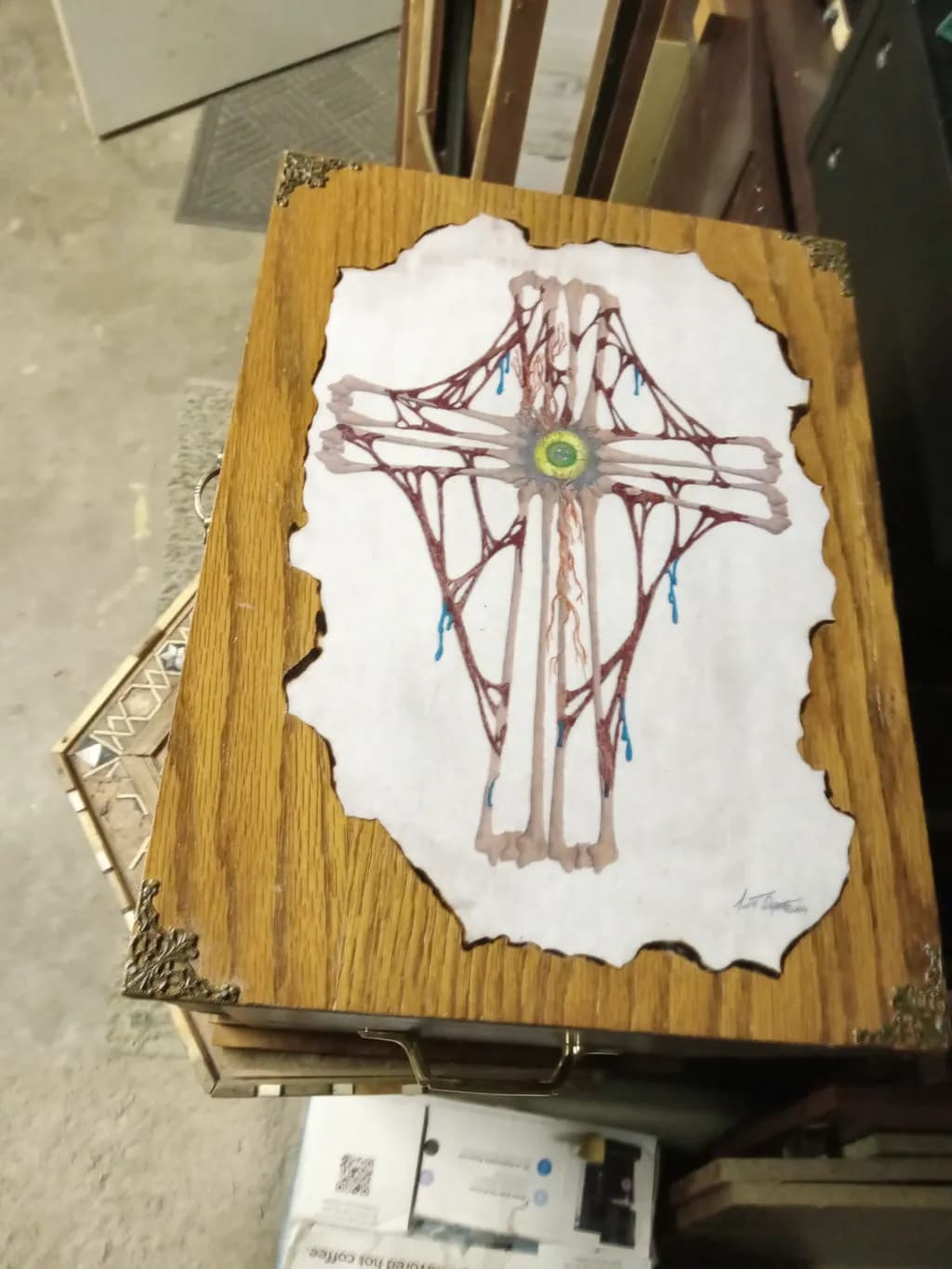 Veined Cross
