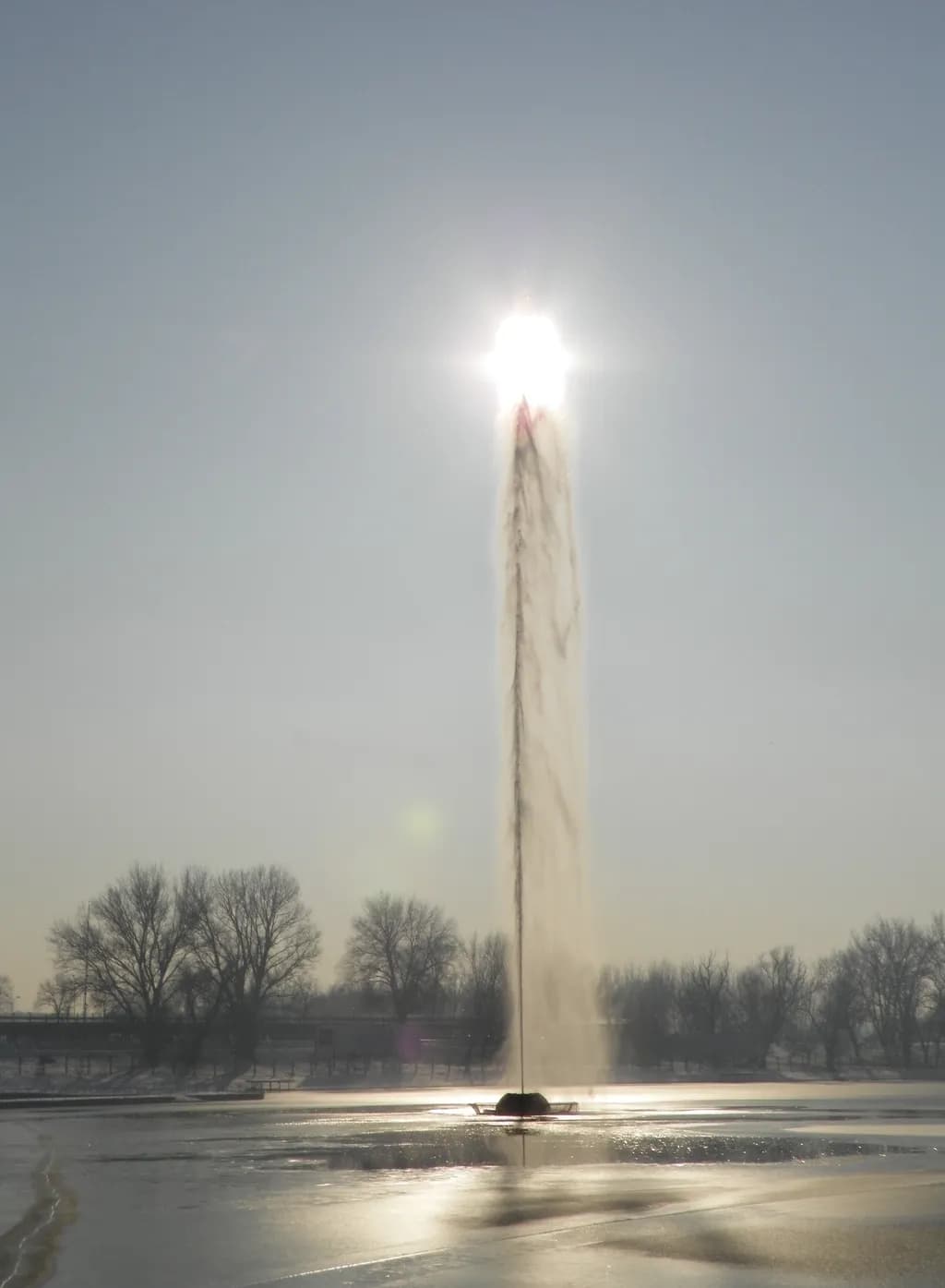 Frozen Fountain Glow