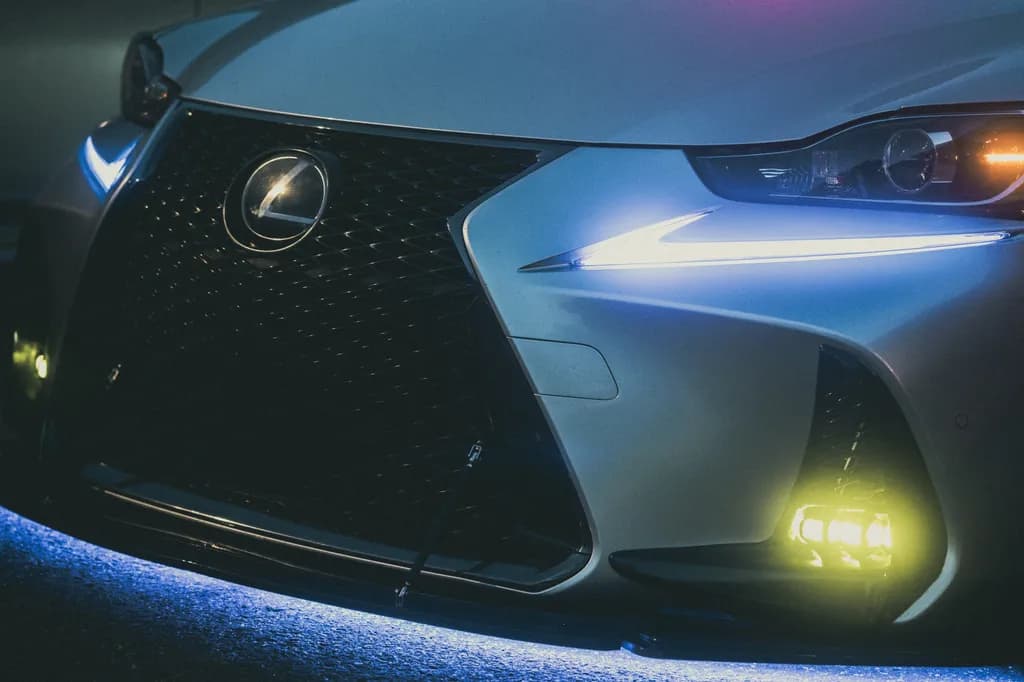 Lexus Night Glow
