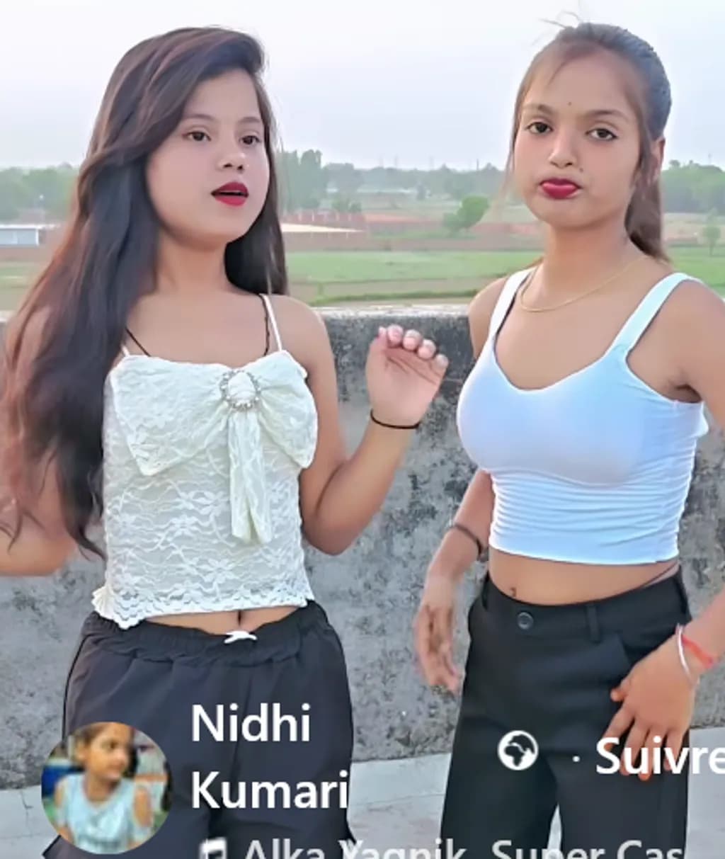 Casual Duo Outdoors