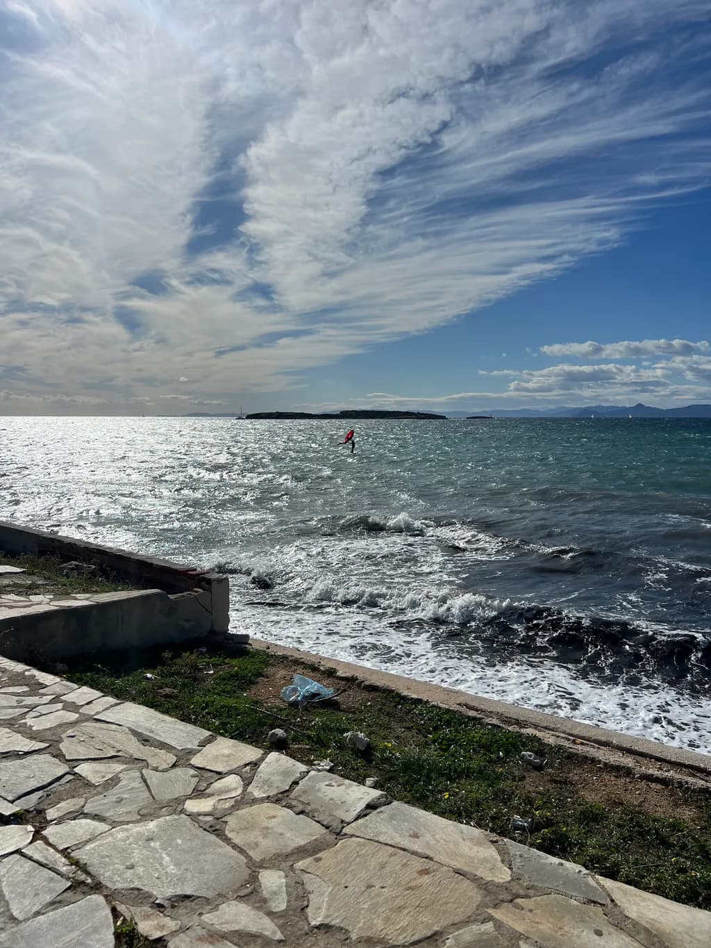 Shoreline Breeze
