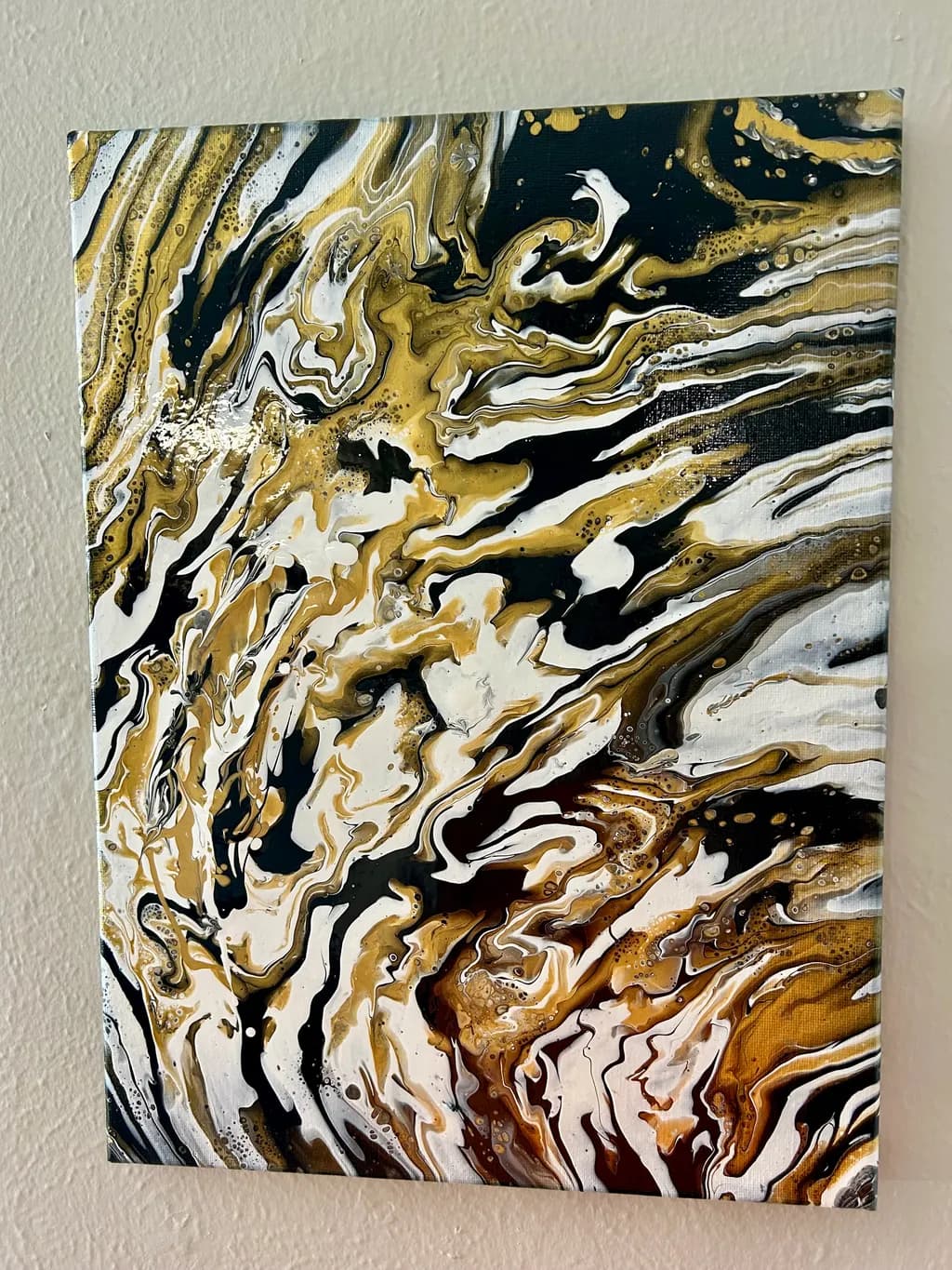 Tiger Swirl Gold Rush