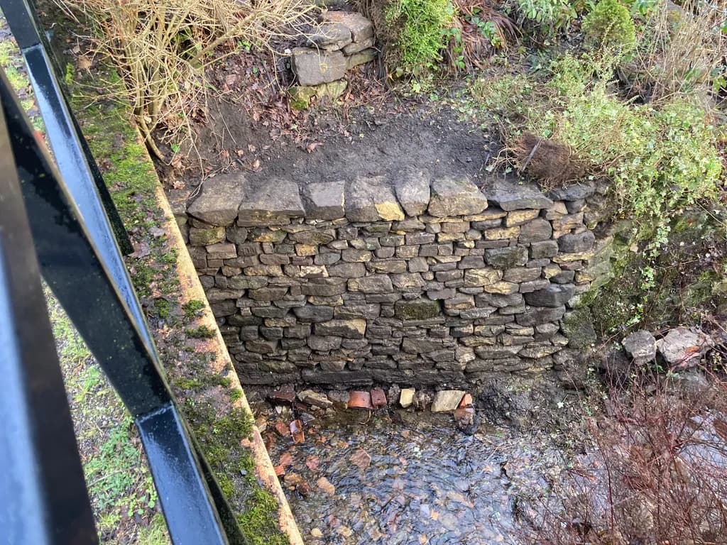 Stone Wall Stream