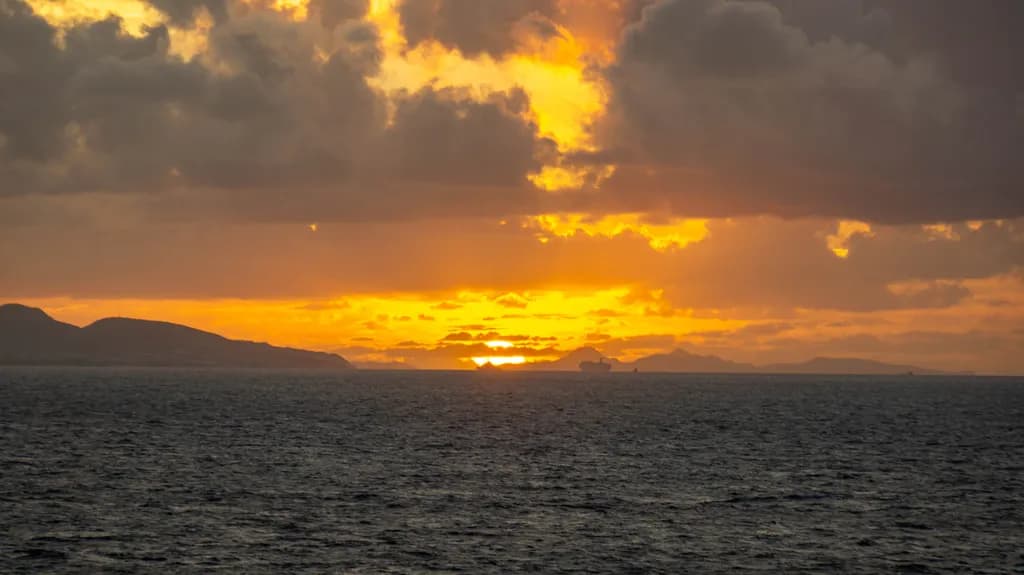 Golden Horizon Sunset