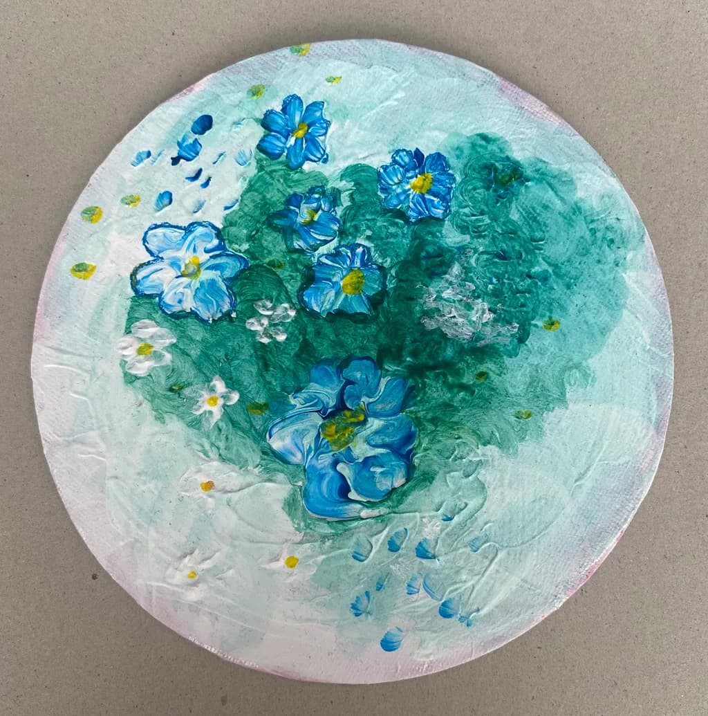 Blue Garden Circle