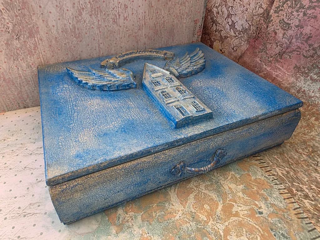 Winged House Box