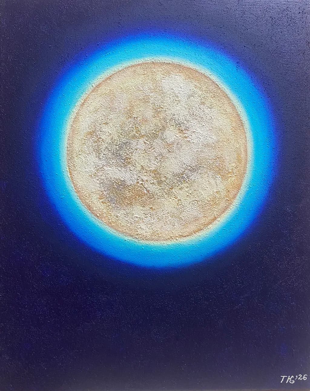 Glowing Moon Aura