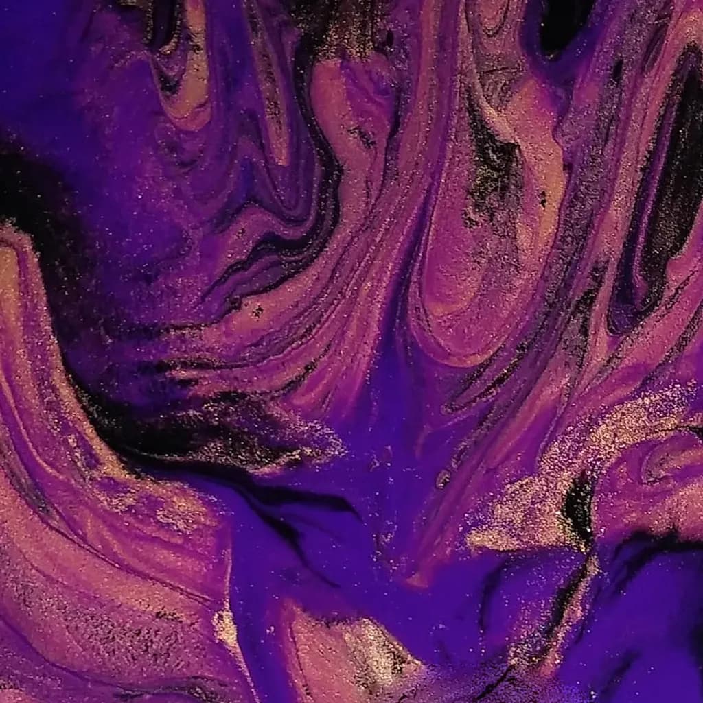 Gilded Currents