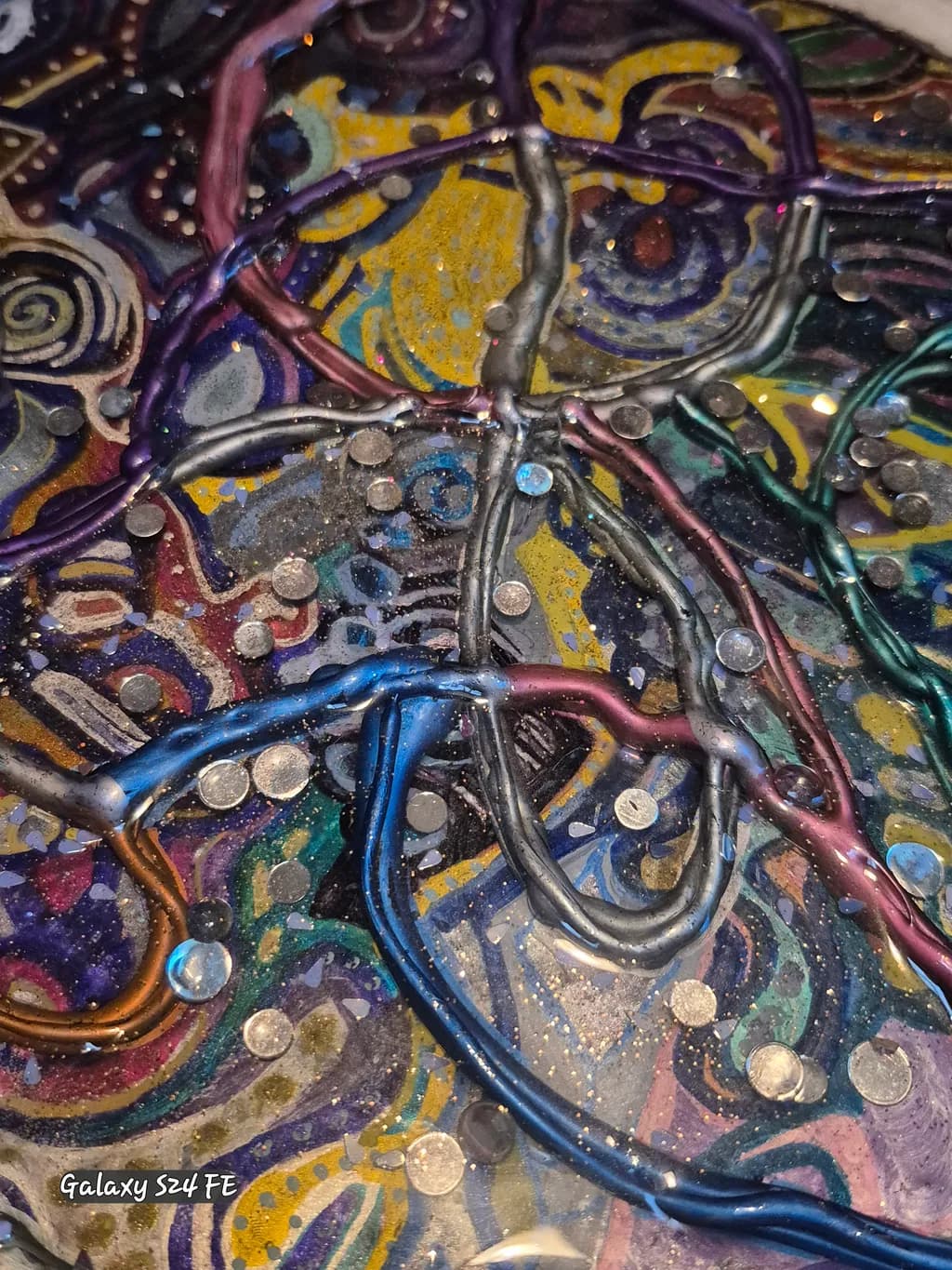 Luminous Tangle
