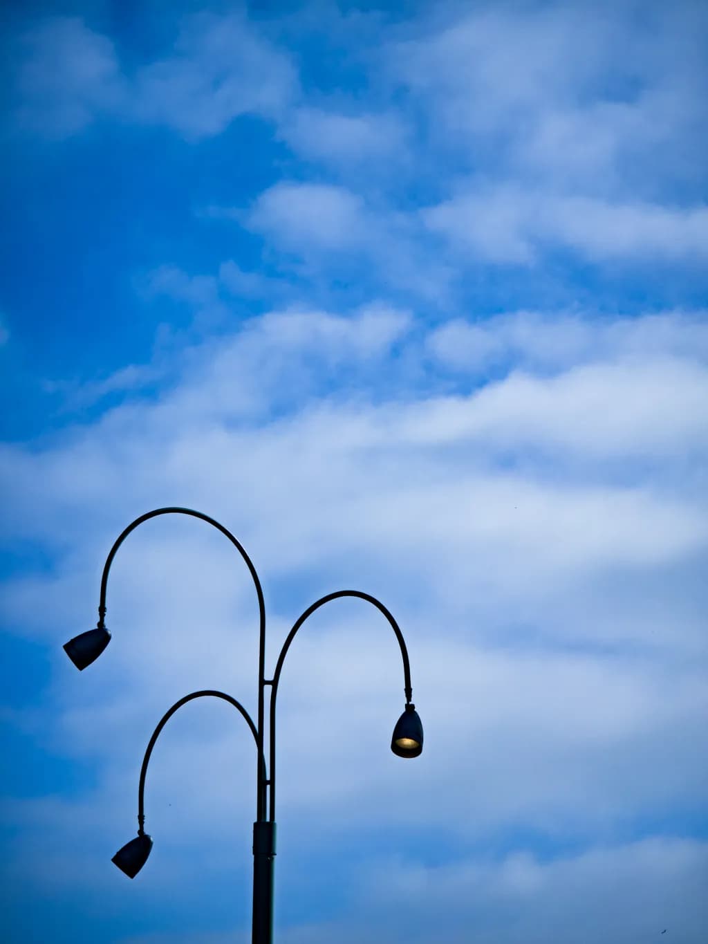 Triple Arch Streetlight