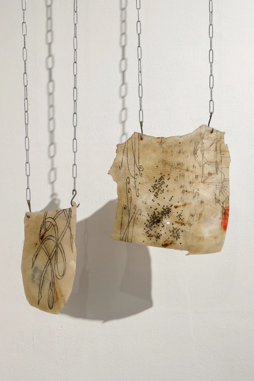 Suspended Traces
