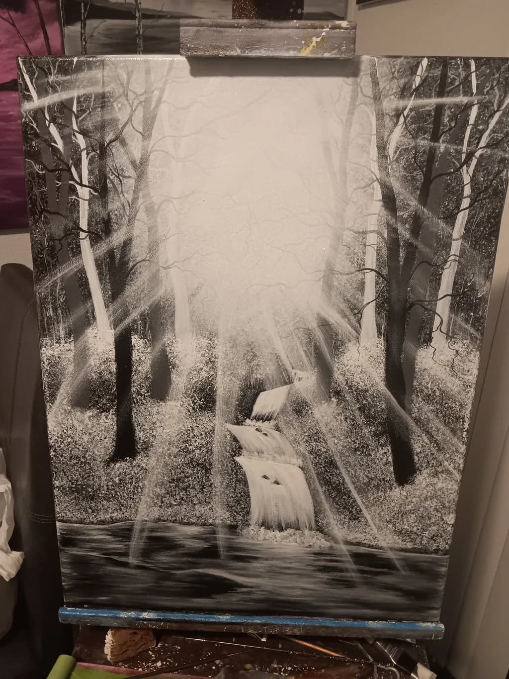 Monochrome Cascade