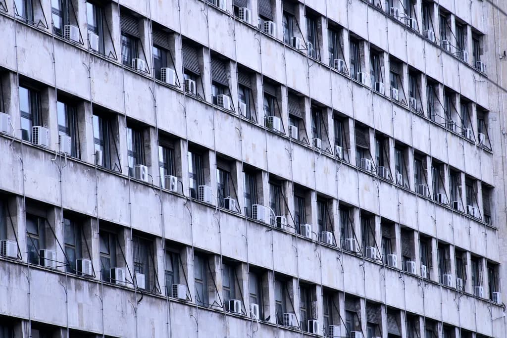 Uniform Facade