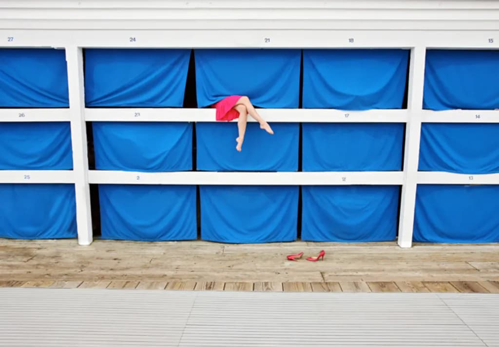 Blue Cubes and Red Heels