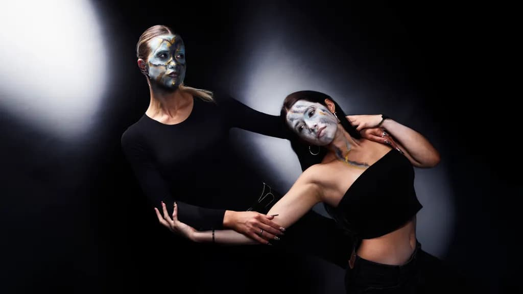 Eclipsed Faces