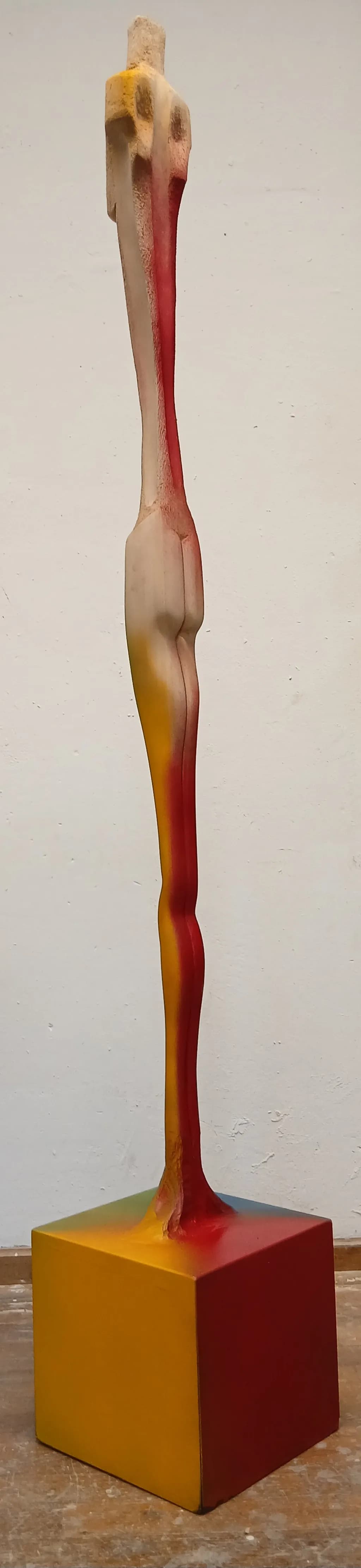 Elongated Gradient Form