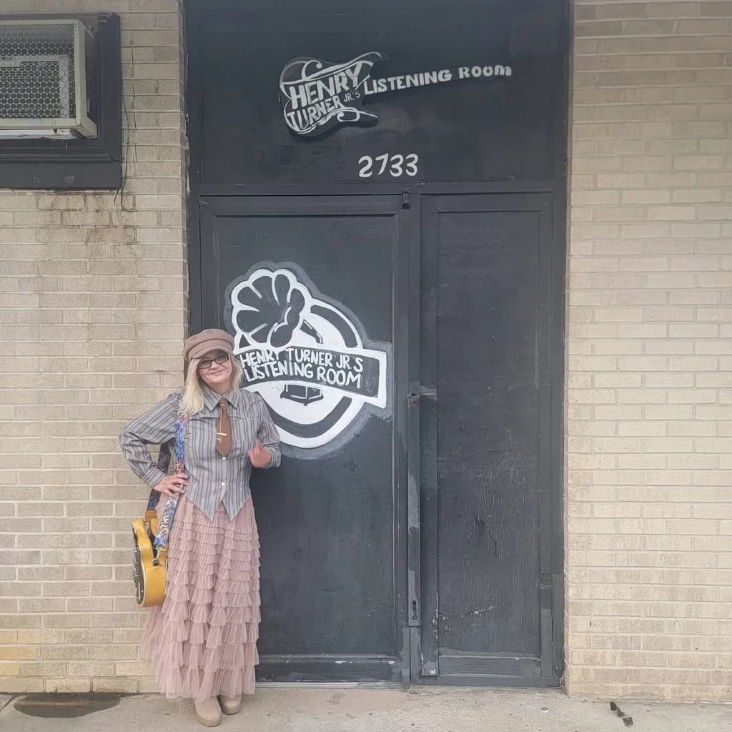 Vintage Melody Entrance
