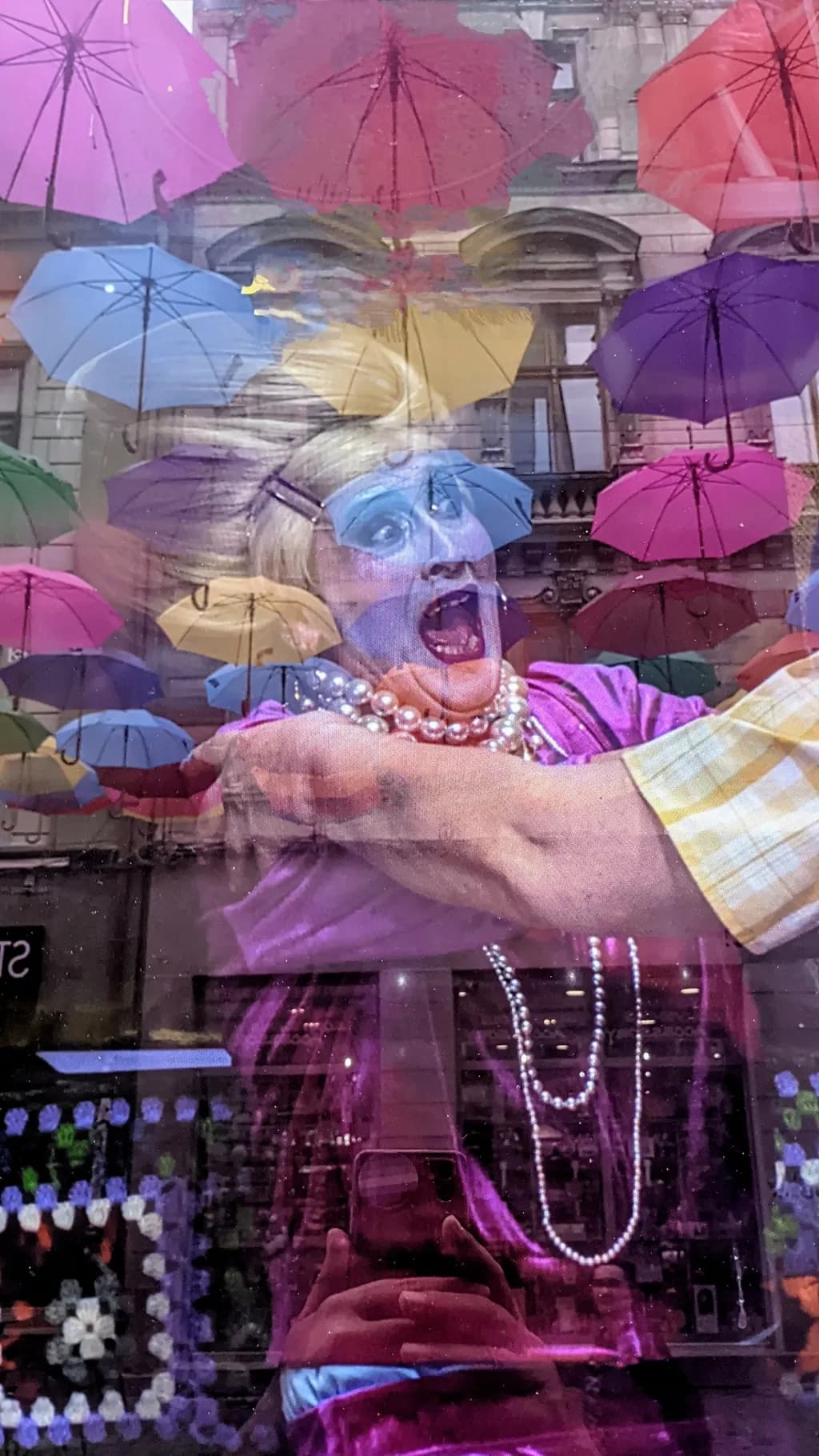 Urban Umbrella Drama