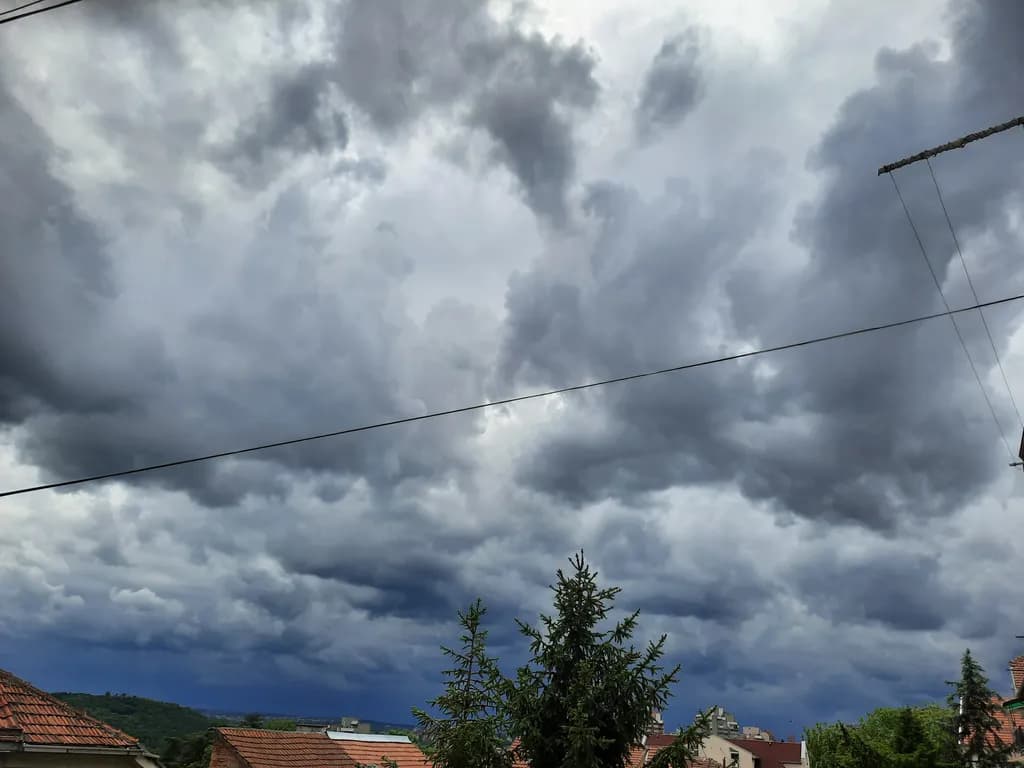 Stormfront Overhead