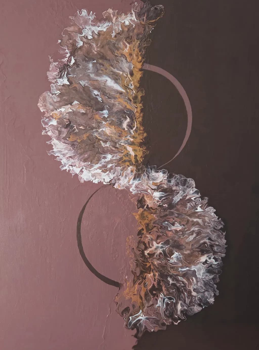 Organic Flow Contrast
