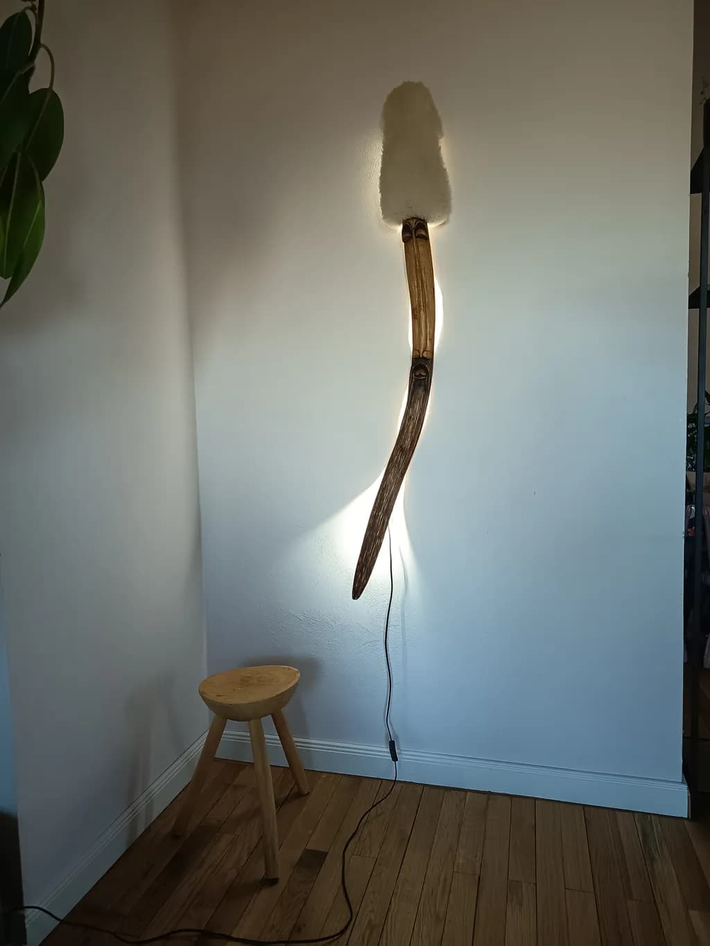 Elongated Glow