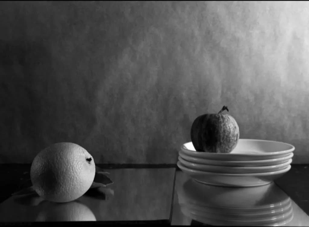 Reflections in Contrast