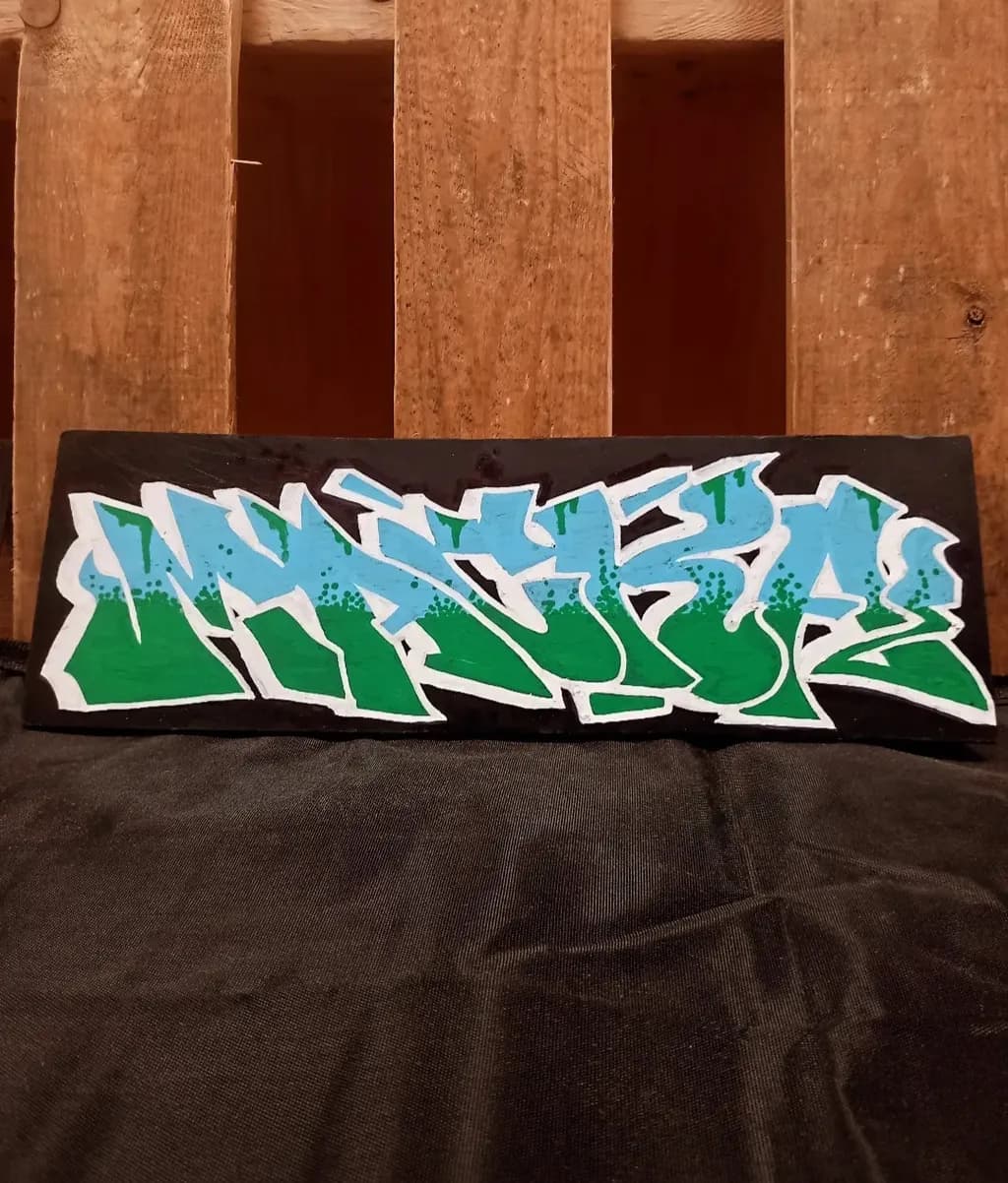 Aqua Gradient Graffiti