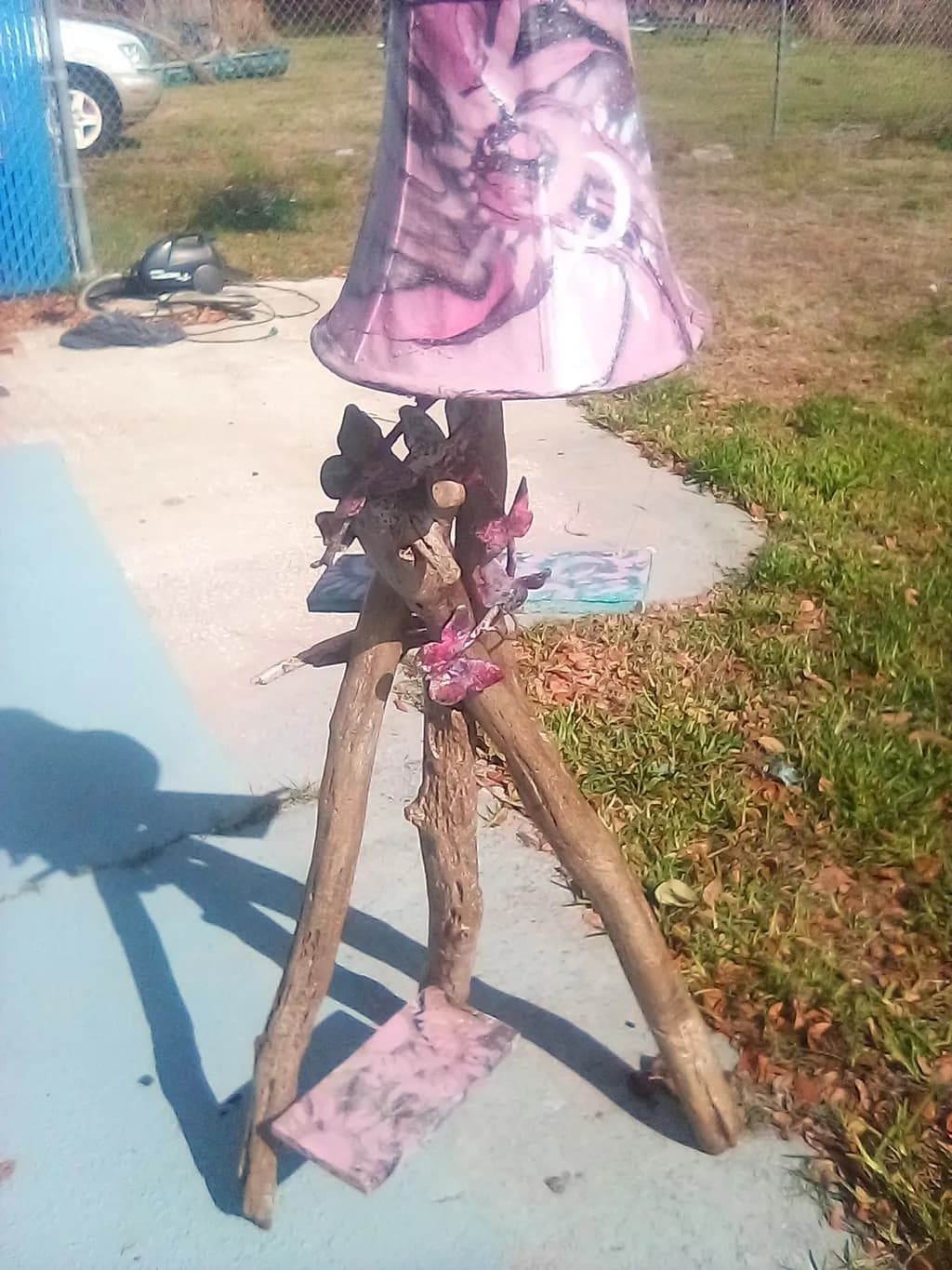 Driftwood Lamp with Florals