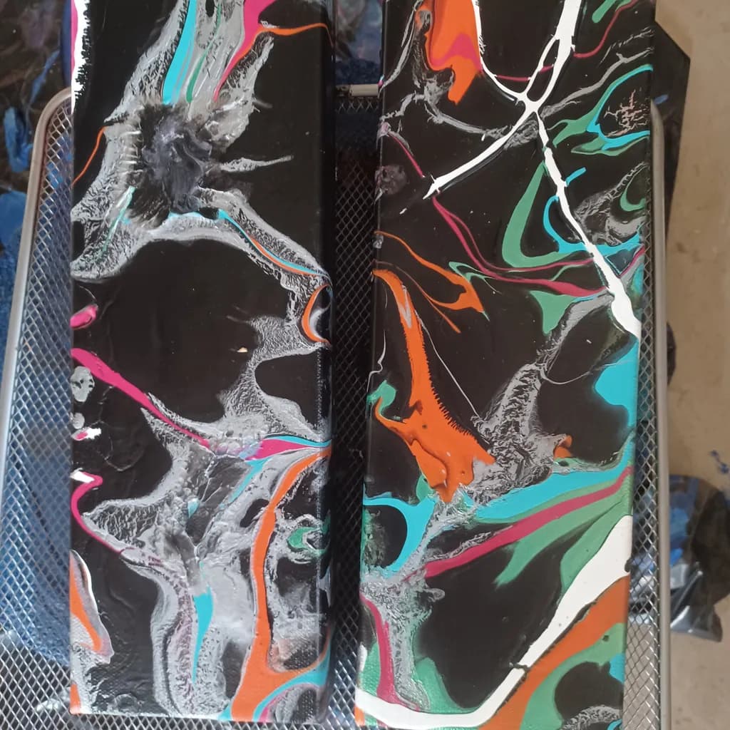 Chromatic Currents