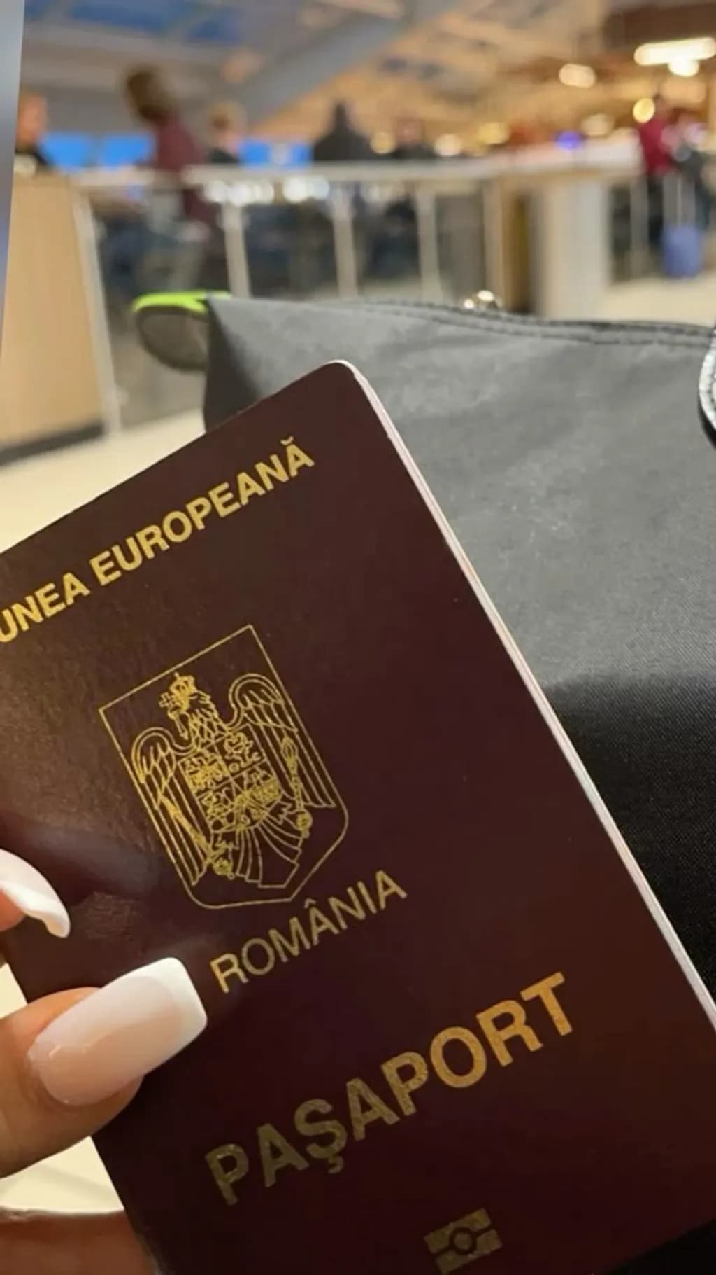 Romanian Passport Snapshot