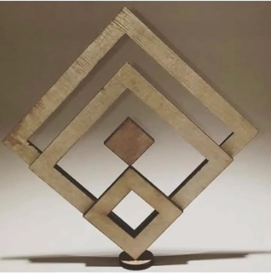 Interlocking Diamonds