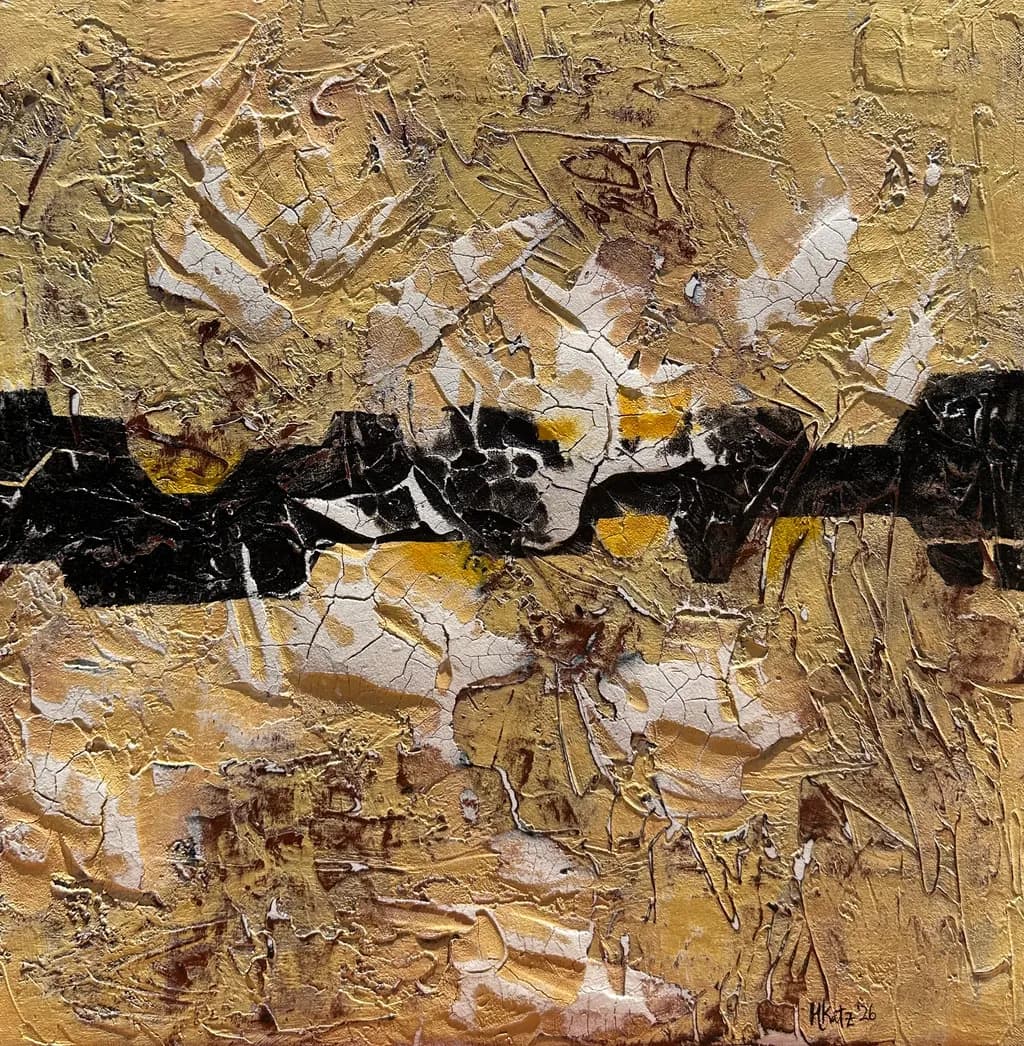 Cracked Horizon