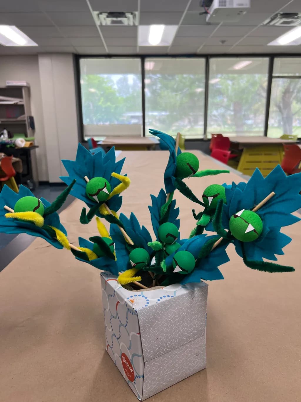Fanged Flora Cluster