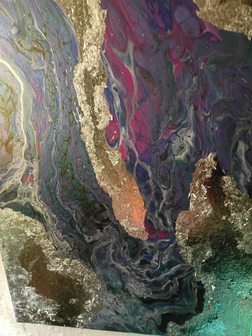 Metallic Currents