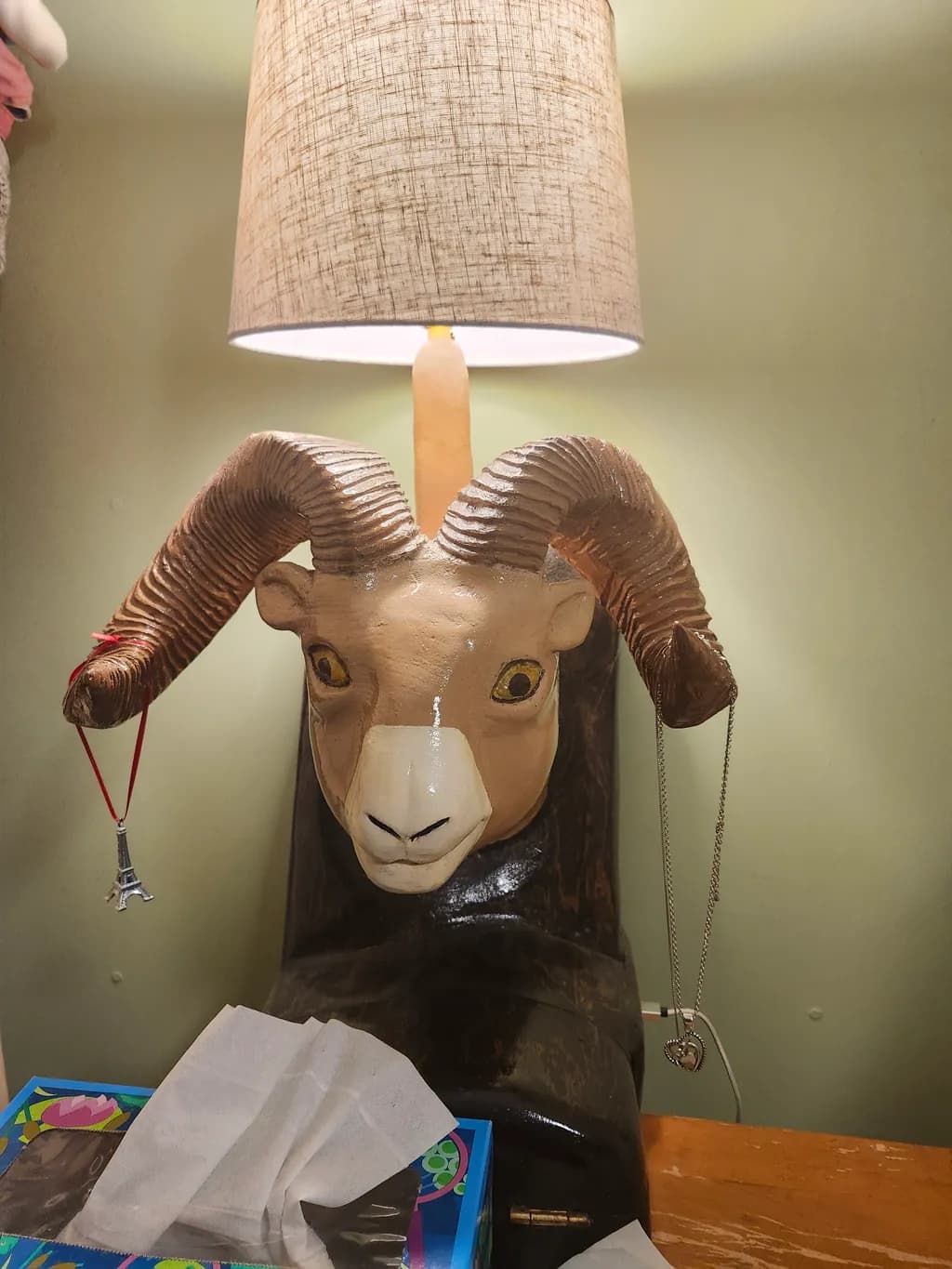 Ram Horn Luminary