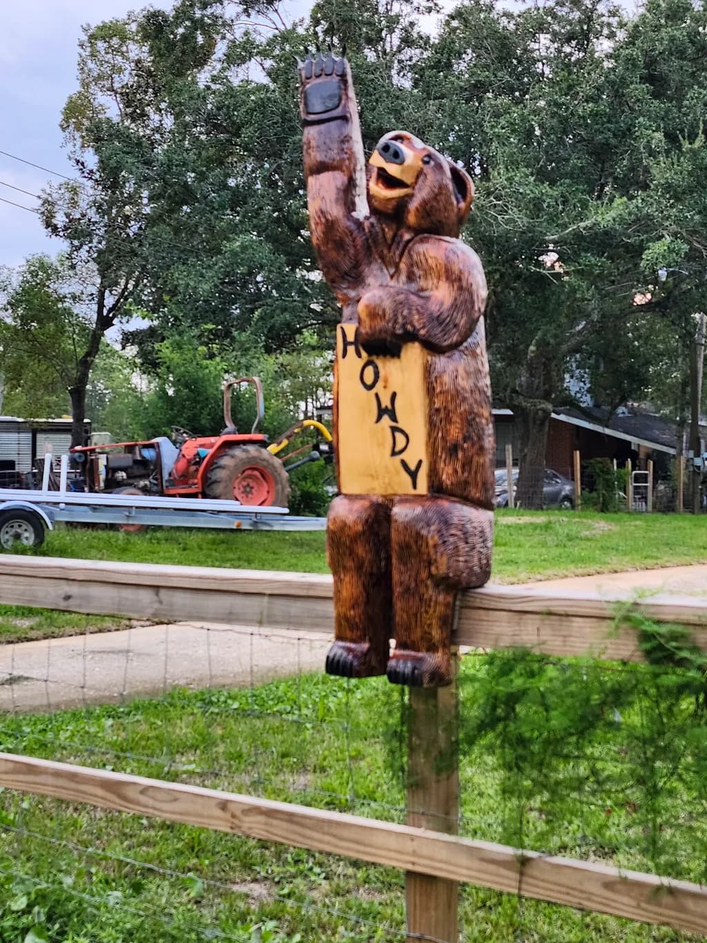 Howdy Bear Statue