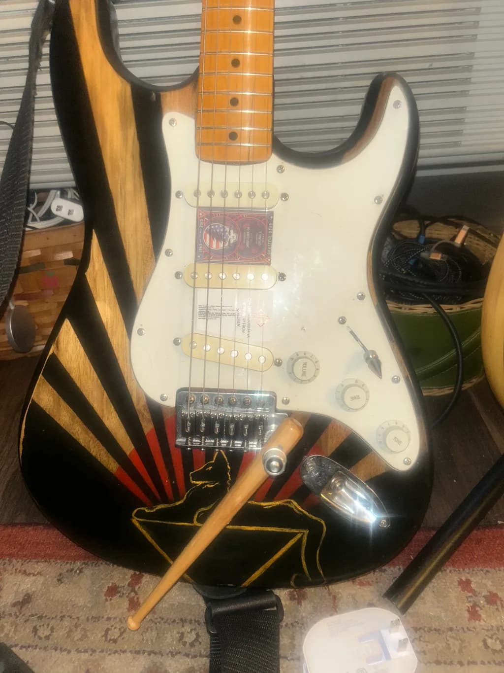 Sunburst Anubis Guitar