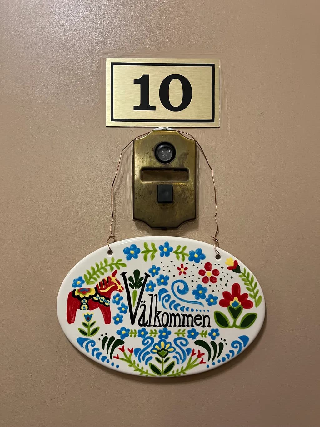 Välkommen Welcome Sign