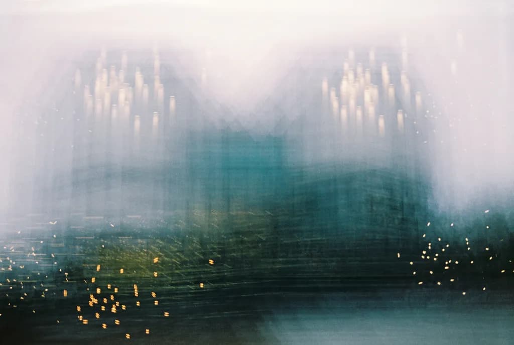 Blurred Luminescence
