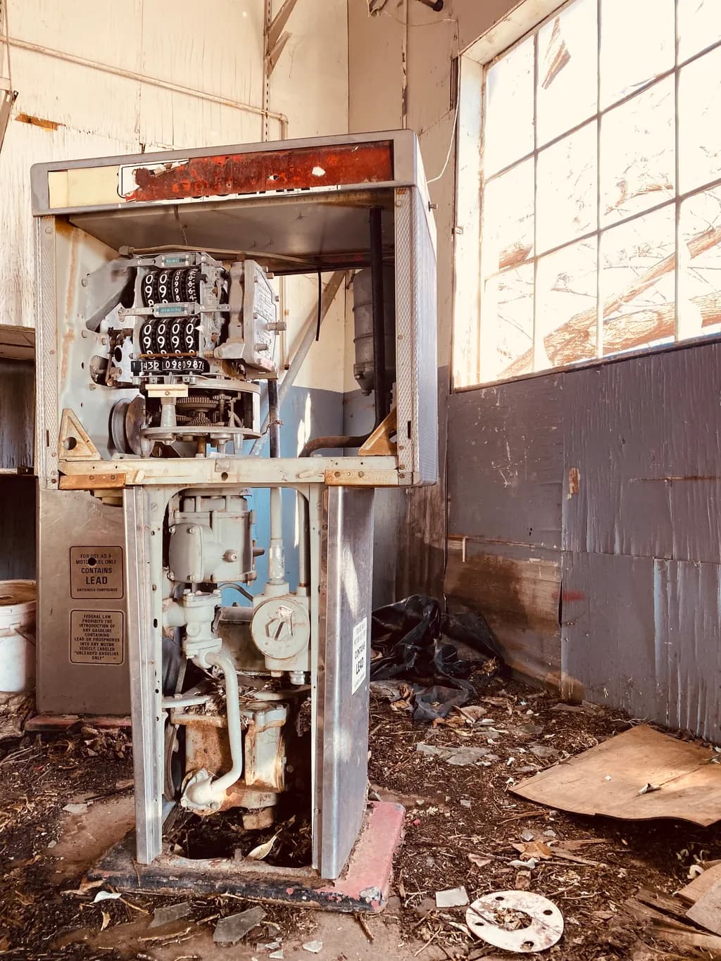 Rusting Pump Mechanism