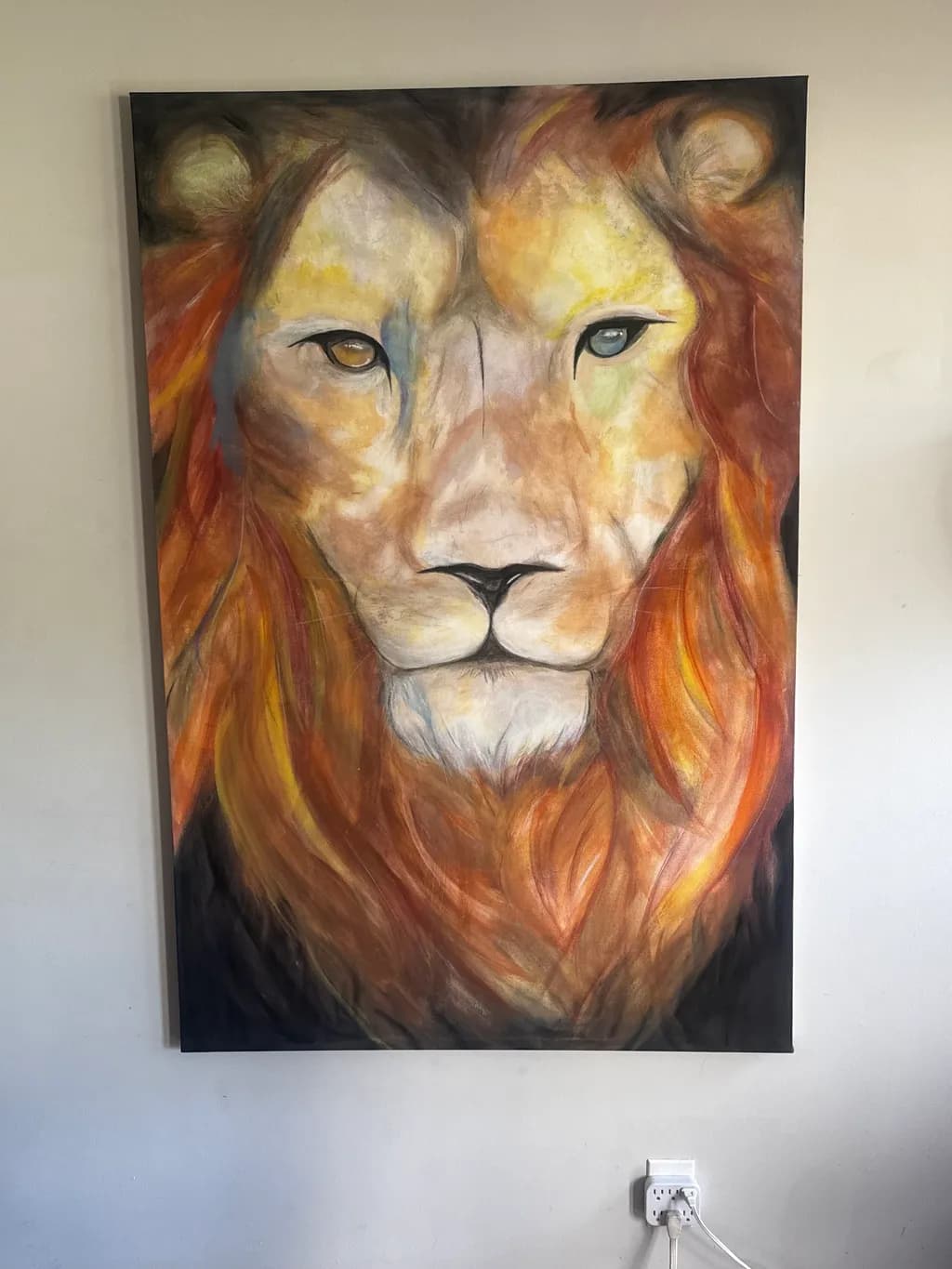 Dual Gaze Lion