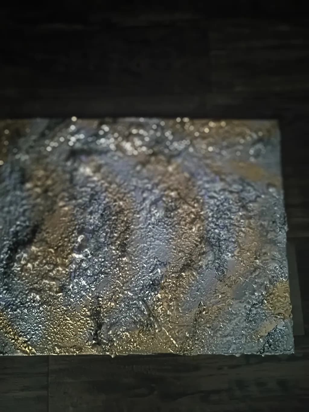 Metallic Currents