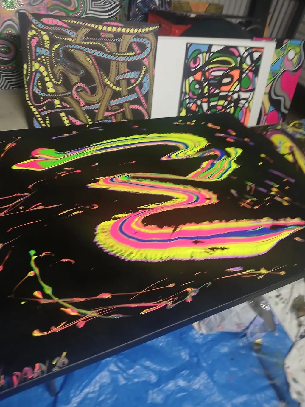 Neon Pulse