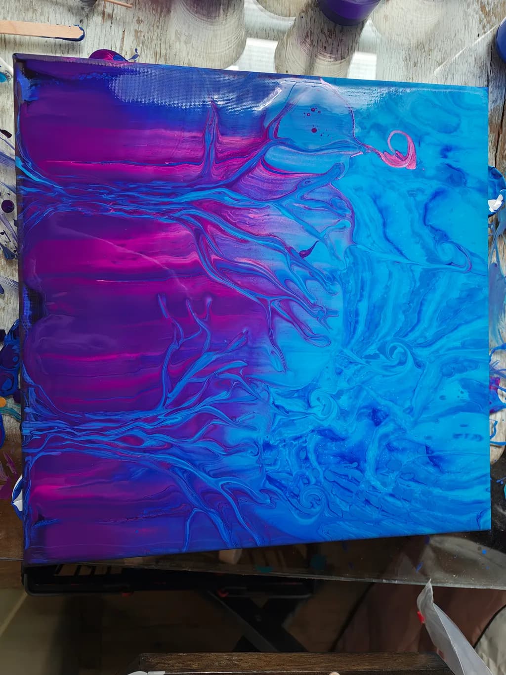 Neon Currents
