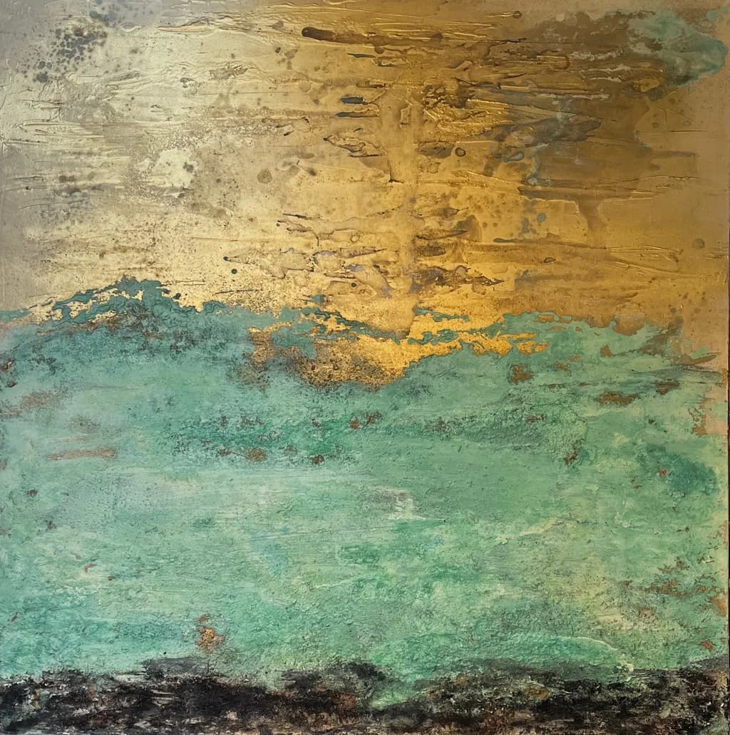 Horizon Bathing in Gold