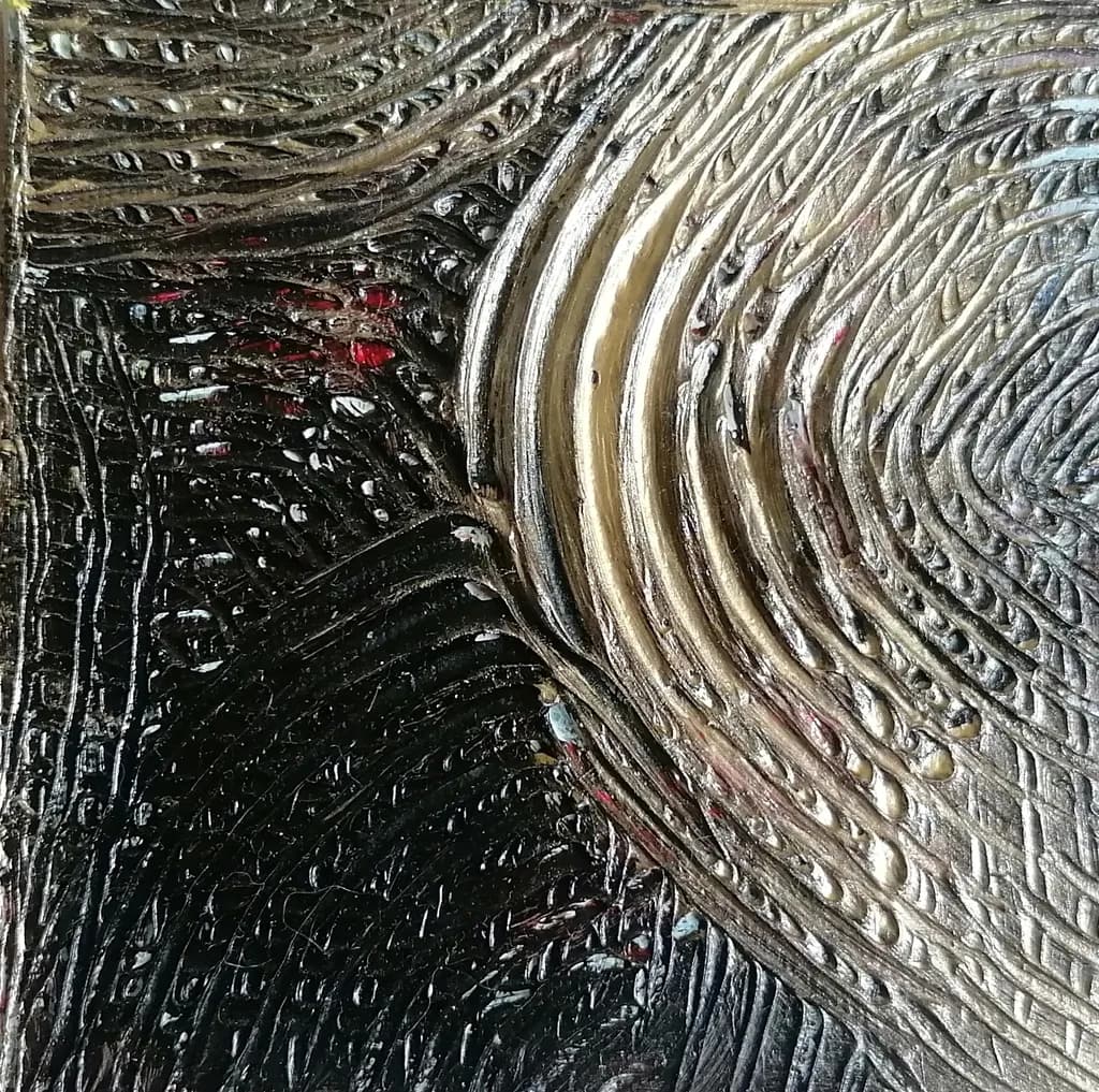 Metallic Ridges