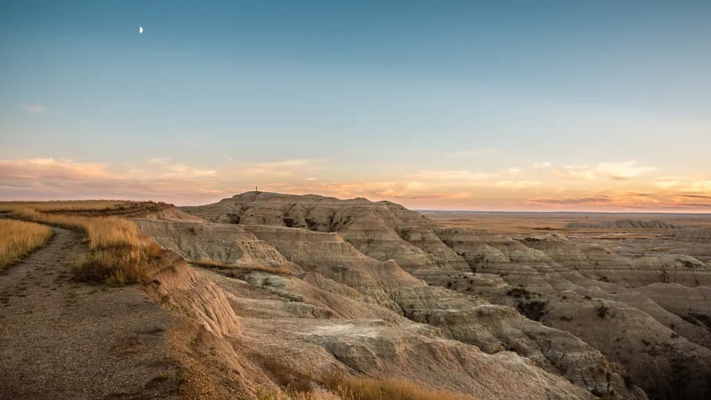 Badlands Explorer